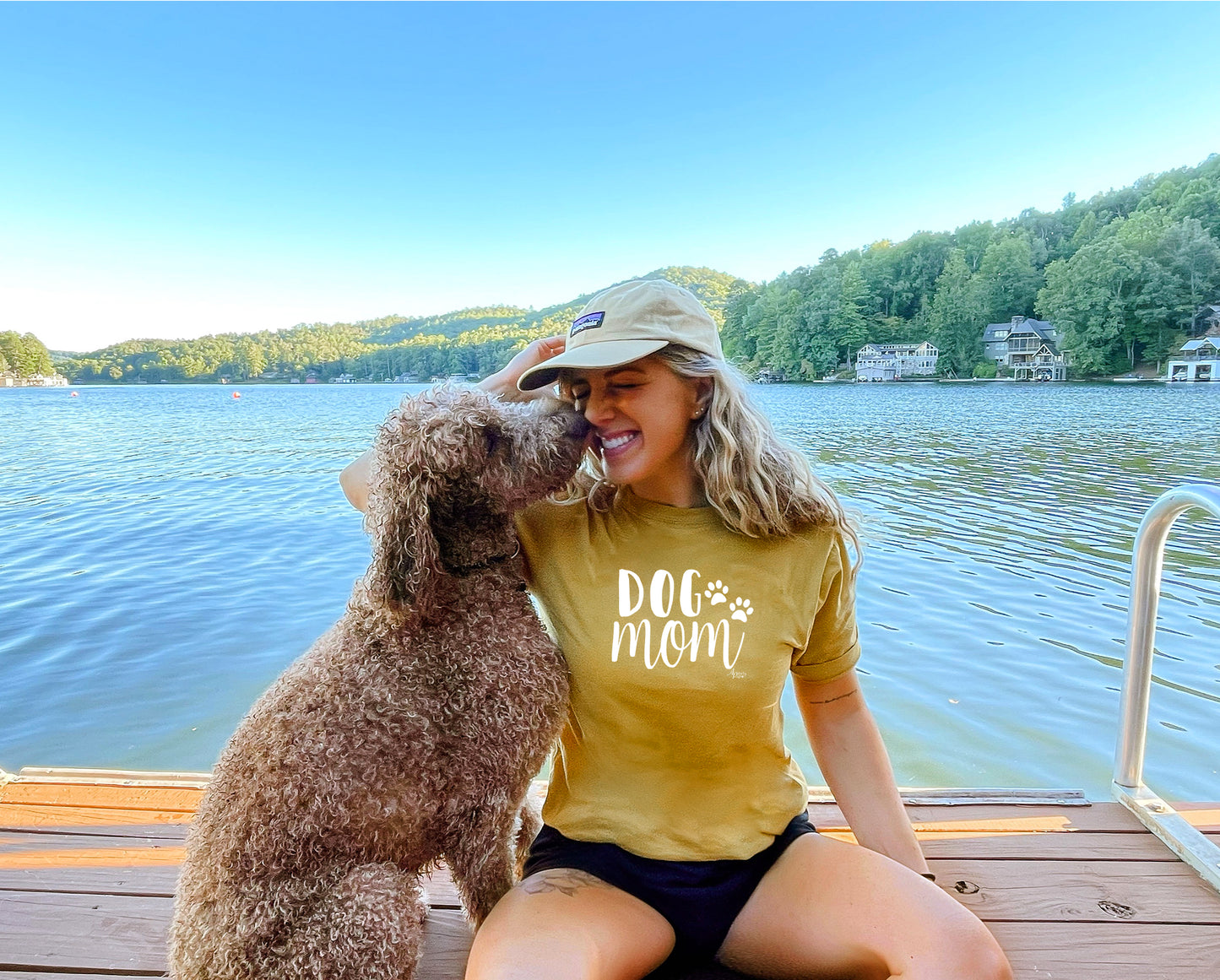 Dog Mom Tee - Apawry Pup